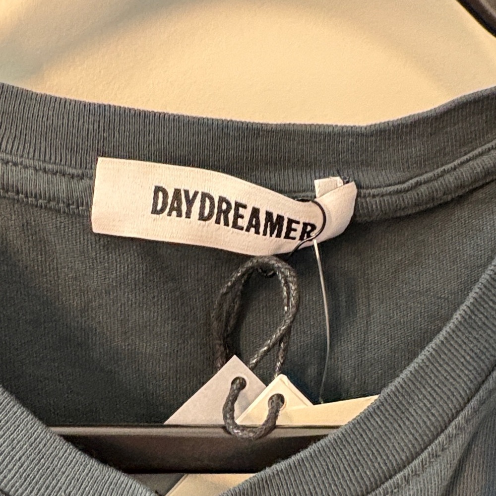 NWT Daydreamer Red Hot Chili Peppers Tee - Picture 2 of 6